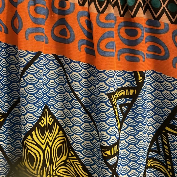 Eight sixty colorful size medium maxi dress - Picture 3 of 5